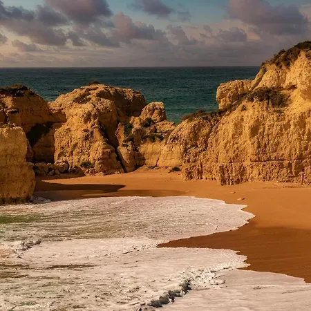 Dos Sobreiros D'ouro - Luxury & Private Pool - Carvoeiro & Benagil בית הארחה לגואה
