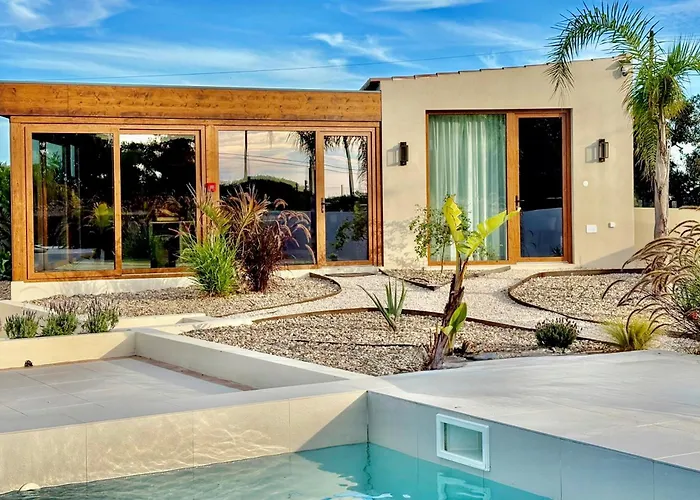 Dos Sobreiros D'ouro - Luxury & Private Pool - Carvoeiro & Benagil Гостевой дом 3*